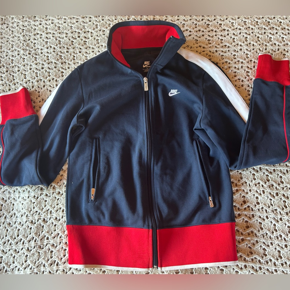 Nike zip up